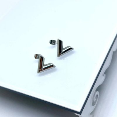 Серьги Louis Vuitton СТА624.1